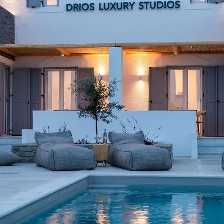 Luxury Apartment *